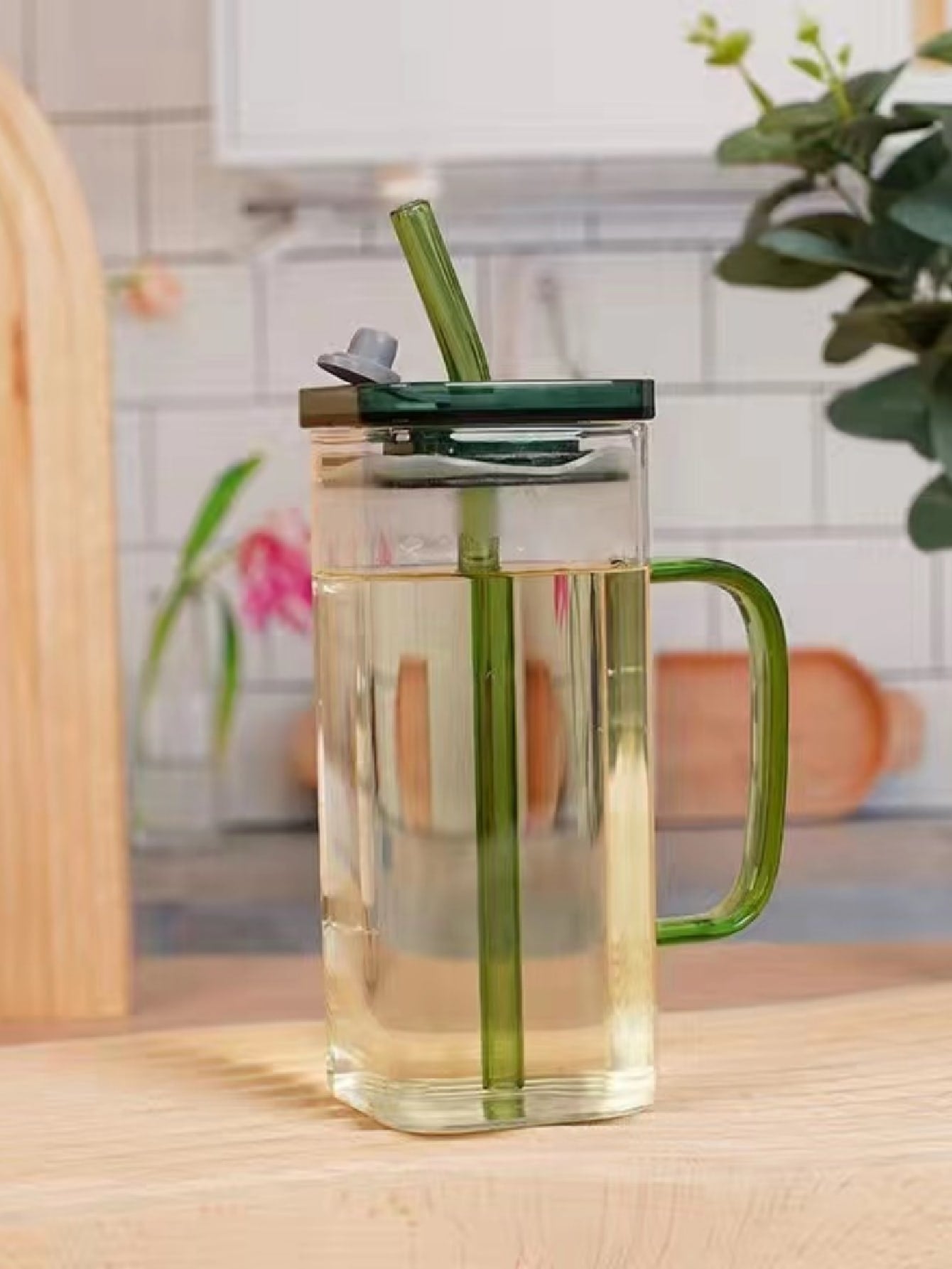 1pc Minimalist Glass Mug With Straw